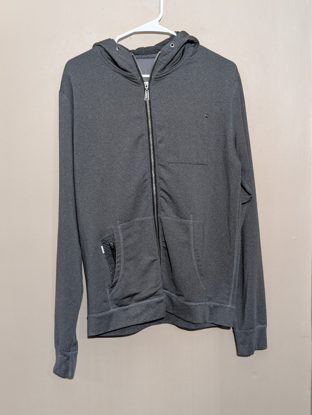 Vuori Mens Hoodie Size XL